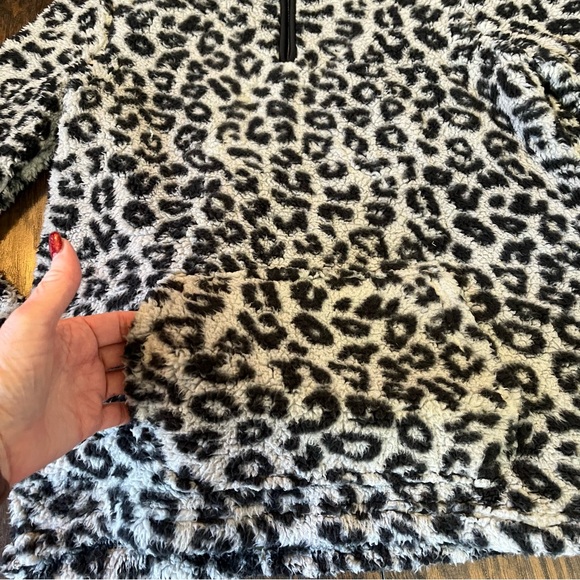 Just Be Black and White Fleece Jacket - Picture 3 of 5